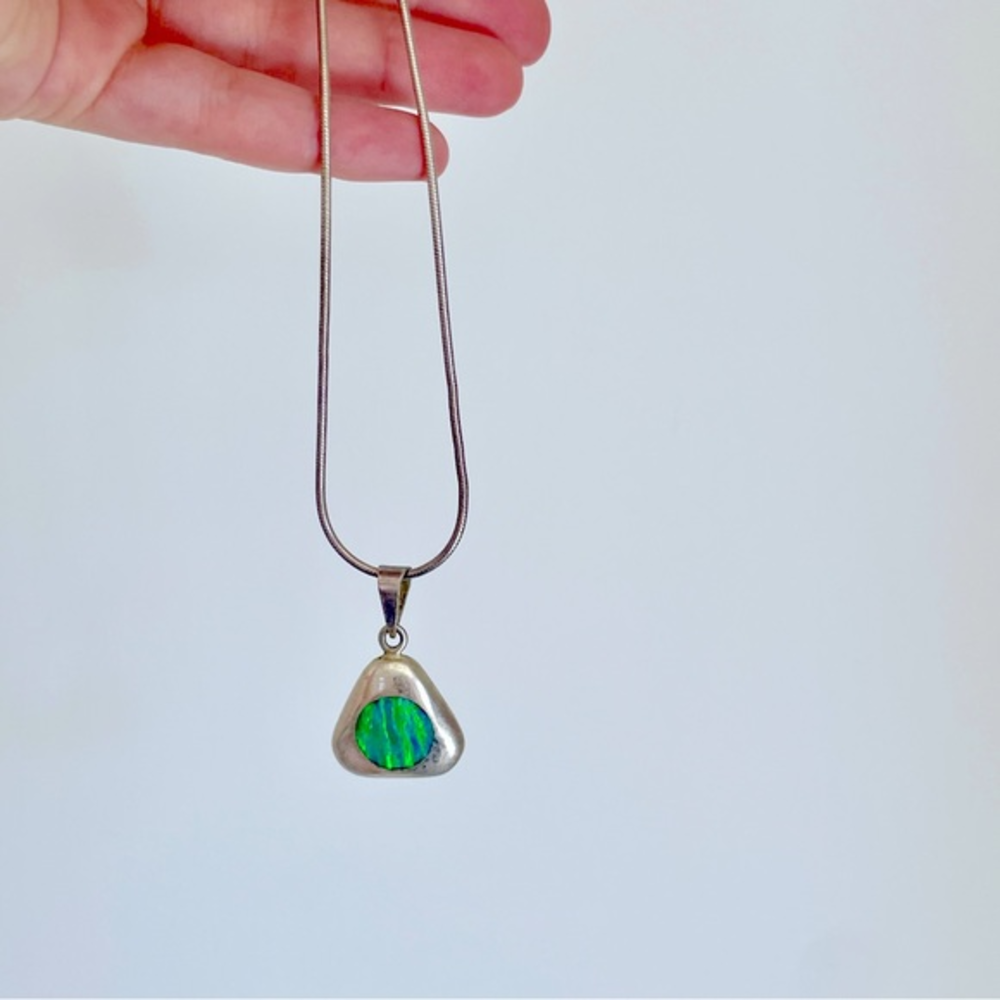 VINTAGE Sterling Silver Opal Pendant Necklace Rounded Triangle Mexico